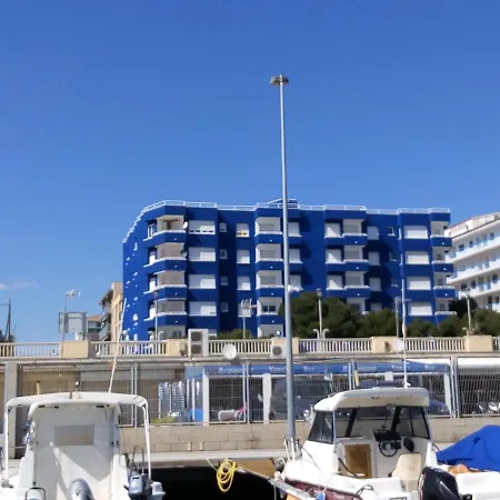 1ª Linea Reformado Y Frente Al Puerto Deportivo Firmamos Contrato Si El Cliente Lo Solicita Aunque Es Necesario Hacer La Reserva Poder Comunicarse Hospitalet De L'Infant