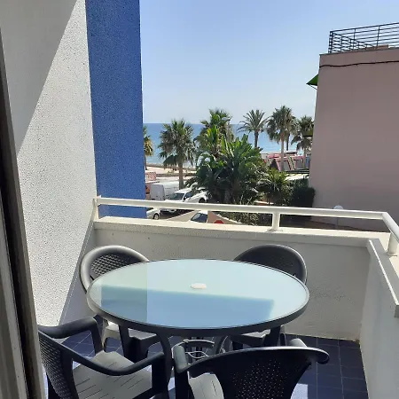 Appartamento 1ª Linea Reformado Y Frente Al Puerto Deportivo Firmamos Contrato Si El Cliente Lo Solicita Aunque Es Necesario Hacer La Reserva Poder Comunicarse *